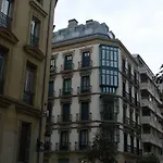 アパルタメントス サン マルシアル 28 *