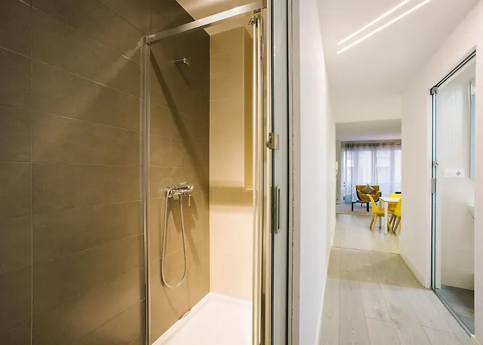 アパルタメントス サン マルシアル 28 *